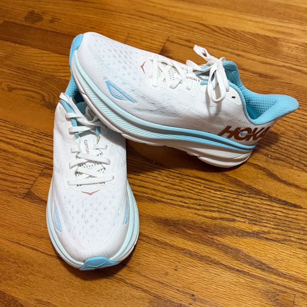 Hoka Women's White and Light Blue Athletic Shoes - Picture 2 of 4